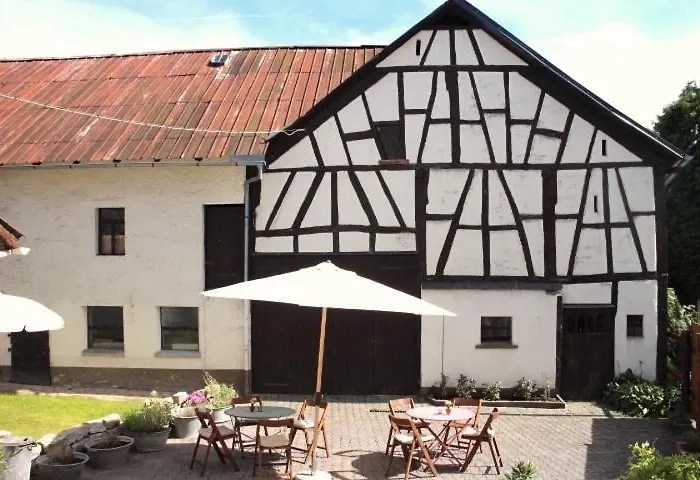 Landhof Pau Aparthotel