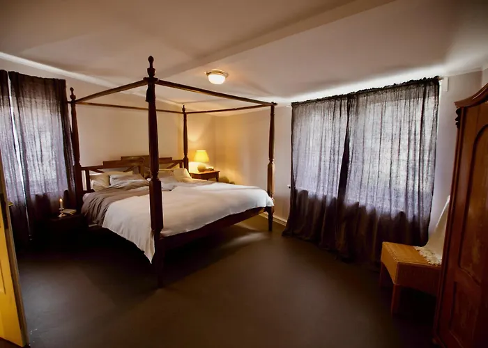 Aparthotel Landhof Pau 4*